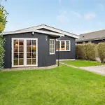 Maybrit - 50m From The Sea By Interhome Assens