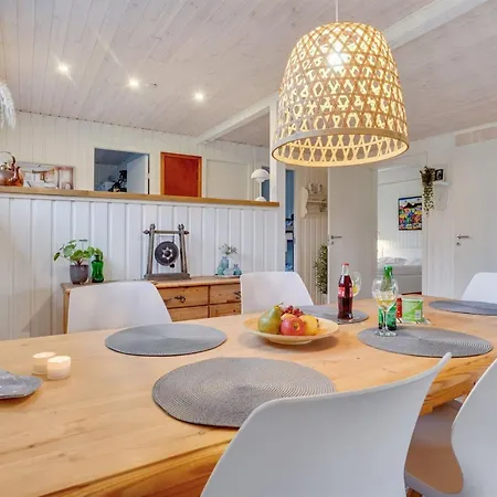 Maybrit - 50m From The Sea By Interhome