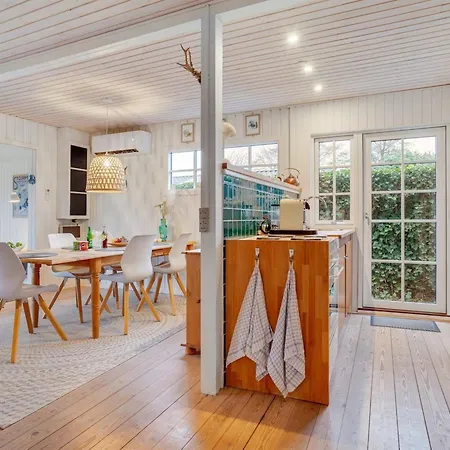 Maybrit - 50m From The Sea By Interhome Feriehus