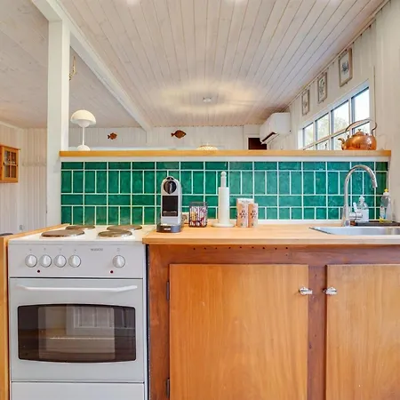 Maybrit - 50m From The Sea By Interhome Feriehus Assens
